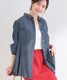 SHOO・LA・RUE（シューラルー）の「【綿100%/UV/S-LL/体型カバー】優しく透ける 柔らかシアーデニムシャツ（シャツ/ブラウス）」