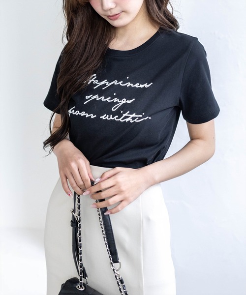 CLEAR BASIC（クリアベーシック）の「コード刺繍Tシャツ［骨格ウェーブ/コンパクト/きれいめカジュアル/半袖/ベーシック］（Tシャツ/カットソー・レディース・ホワイト系その他2/オフホワイト/サックスブルー/ブラック/ネイビー・F）」の22枚目の写真