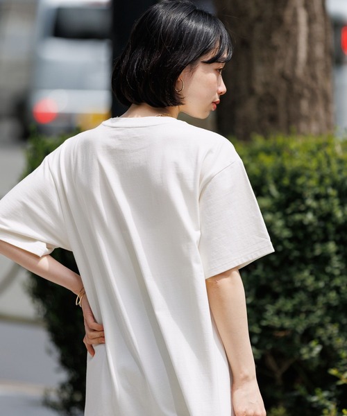 BAYFLOW（ベイフロー）の「［WEB限定]機能性カットTシャツワンピース（ワンピース・レディース・ベージュ/ライトグレー/ブラック/オフホワイト・MEDIUM/SMALL）」の12枚目の写真