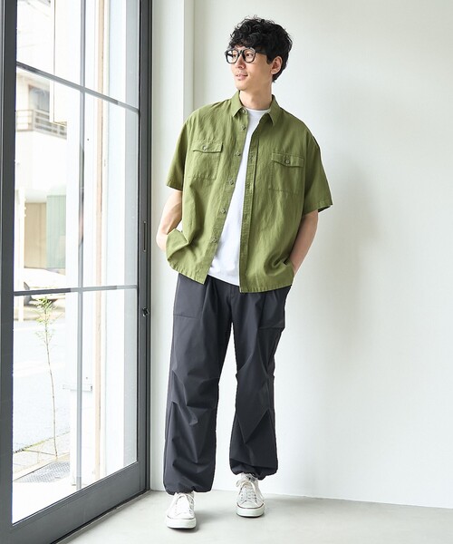 coen（コーエン）の「綿麻 レギュラーカラー 半袖リラックスシャツ（シャツ/ブラウス・メンズ・ブラウン/ダークグレー/ネイビー/その他1/ナチュラル/オリーブ・S/M/L/XL）」の22枚目の写真
