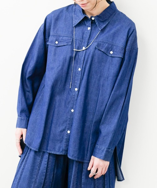 DOLLUPOOPS(ドールアップウップス)の「バックプリーツデニムシャツ(Tシャツ/カットソー・レディース・ネイビー・38)」の6枚目の写真