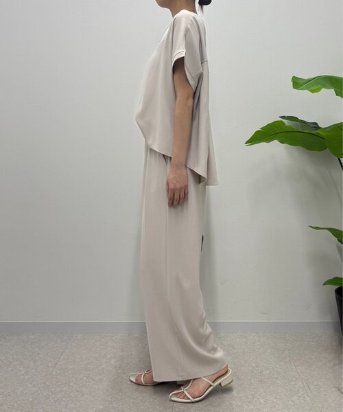 Jena espace merveilleux（ジェナ　エスパスメルヴェイユ）の「スキッパーセットアップ（ワンピース・レディース・ベージュ/チャコールグレー・FREE）」の9枚目の写真