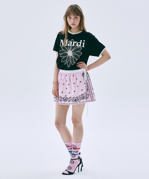 Mardi Mercredi(マルディメクルディ)の「RINGER TSHIRT FLOWERMARDI / リンガー Tシャツ フラワーマルディ(Tシャツ/カットソー・レディース・グレー/ネイビー/アイボリー/ブラック・FREE)」の8枚目の写真
