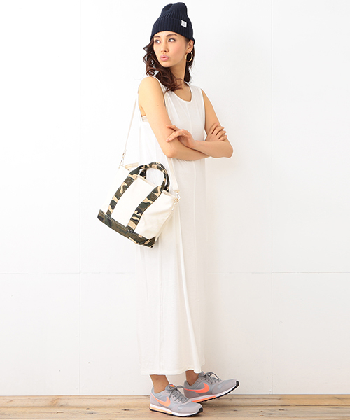 B:MING by BEAMS(ビーミングバイビームス)の「【LEE6月号掲載】ビーミング by ビームス / キャンバス2WAYトートバッグ(トートバッグ・レディース・オフホワイト/その他1・ONE SIZE)」の21枚目の写真