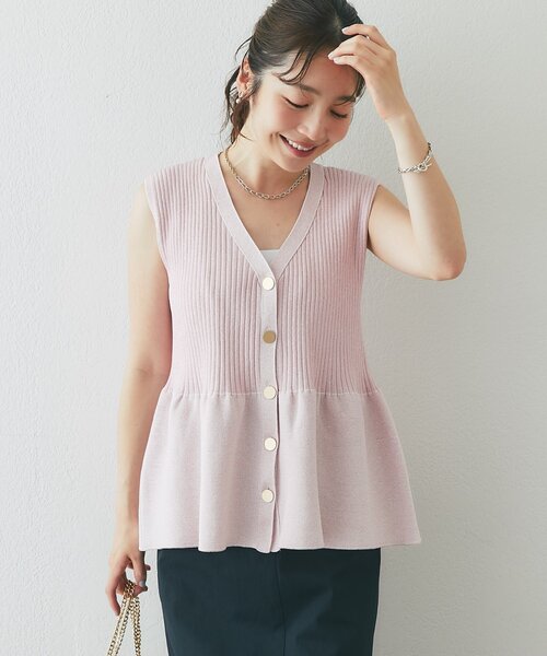 La boutique BonBon(ラブティックボンボン)の「【1枚で決まるペプラム】ペプラムラメノースリニット(ニット/セーター・レディース・ネイビー/サックスブルー/ピンク・FREE)」の12枚目の写真