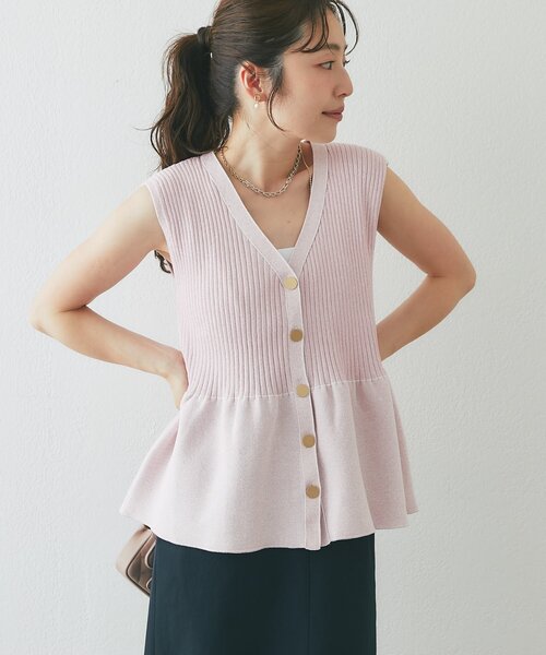 La boutique BonBon(ラブティックボンボン)の「【1枚で決まるペプラム】ペプラムラメノースリニット(ニット/セーター・レディース・ネイビー/サックスブルー/ピンク・FREE)」の13枚目の写真
