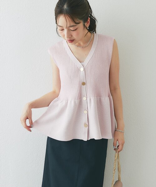La boutique BonBon(ラブティックボンボン)の「【1枚で決まるペプラム】ペプラムラメノースリニット(ニット/セーター・レディース・ネイビー/サックスブルー/ピンク・FREE)」の14枚目の写真