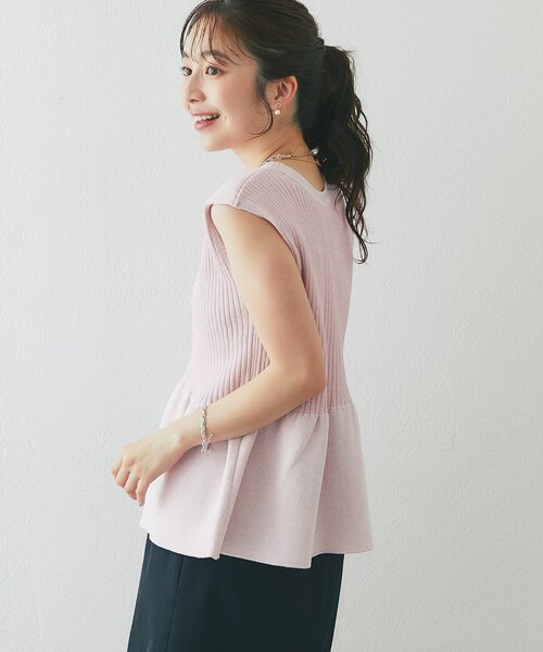 La boutique BonBon(ラブティックボンボン)の「【1枚で決まるペプラム】ペプラムラメノースリニット(ニット/セーター・レディース・ネイビー/サックスブルー/ピンク・FREE)」の15枚目の写真
