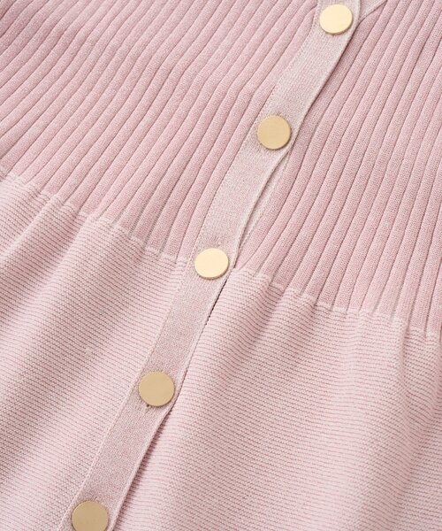 La boutique BonBon（ラブティックボンボン）の「【1枚で決まるトレンドペプラム】ペプラムラメノースリニット（ニット/セーター・レディース・ネイビー/サックスブルー/ピンク・FREE）」の17枚目の写真