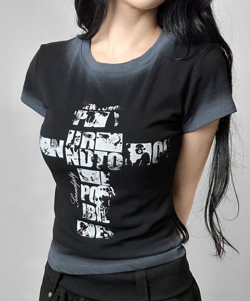 FOLLOWIN(フォロウィン)の「4color/クロスロゴヴィンテージライクTシャツ(Tシャツ/カットソー・レディース・グレー/ブラック/ホワイト/ブルー・FREE)」の15枚目の写真