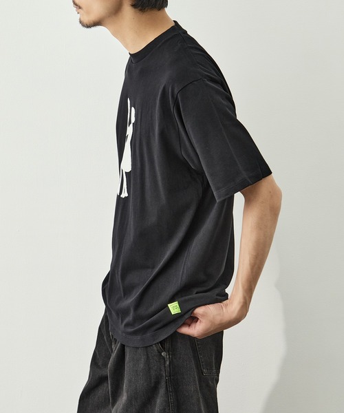 LOOSE JOINTS(ルーズジョインツ)の「【LOOSE JOINTS/ルーズジョインツ】TOMOO GOKITA - SILHOUETTE ROMANCE S/S TEE(Tシャツ/カットソー・メンズ・ブラック/ホワイト・L/M/S)」の4枚目の写真