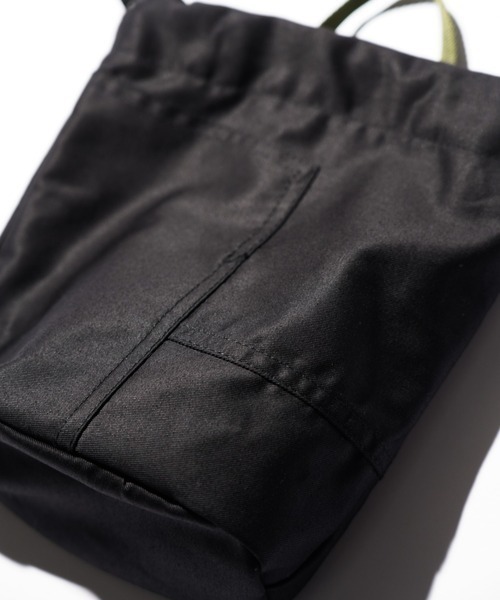 THRIFTY LOOK（スリフティールック）の「THRIFTY LOOK スリフティルック / BDU EFFECT BAG SMALL（トートバッグ・メンズ・ブラック/オリーブ・FREE）」の5枚目の写真