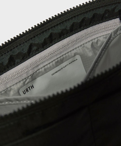 ESTNATION（エストネーション）の「Urth / Utility Sacoche Bag（トートバッグ・メンズ・ブラック・FREE）」の7枚目の写真