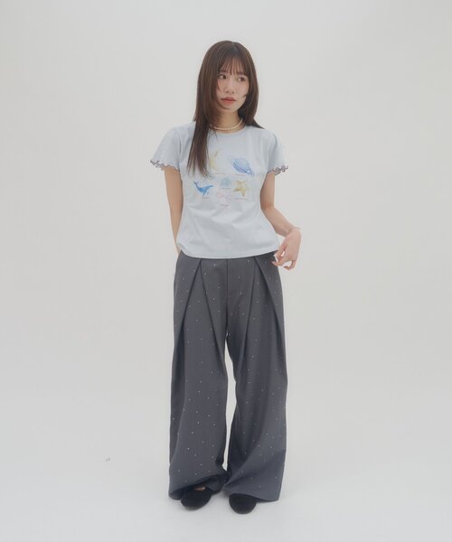 DISCOAT(ディスコート)の「【umm.】ラインストーンタックワイドパンツ(その他パンツ・レディース・ライトグレー/チャコールグレー・FREE)」の9枚目の写真