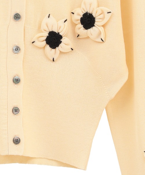 CLANE(クラネ)の「【CLANE】FLOWER MOTIF KNIT CARDIGAN(カーディガン/ボレロ・レディース・アイボリー/ブラウン/ブラック・1)」の7枚目の写真
