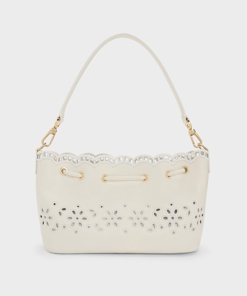 CHARLES & KEITH(チャールズ & キース)の「レザー エンブロイダリー バケツバッグ(ショルダーバッグ・レディース・ホワイト/ライトブラウン・S)」の4枚目の写真