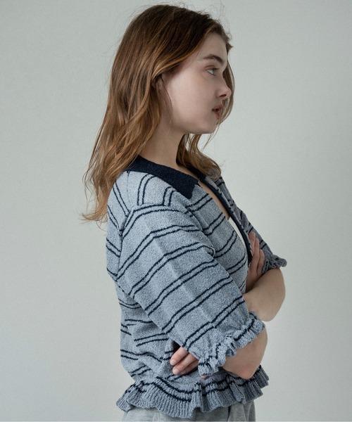 lawgy(ラウジー)の「u neck frill border knit tops / uネックフリルボーダーニットトップス(ニット/セーター・レディース・ホワイト/ブルー系/グレー・FREE)」の21枚目の写真