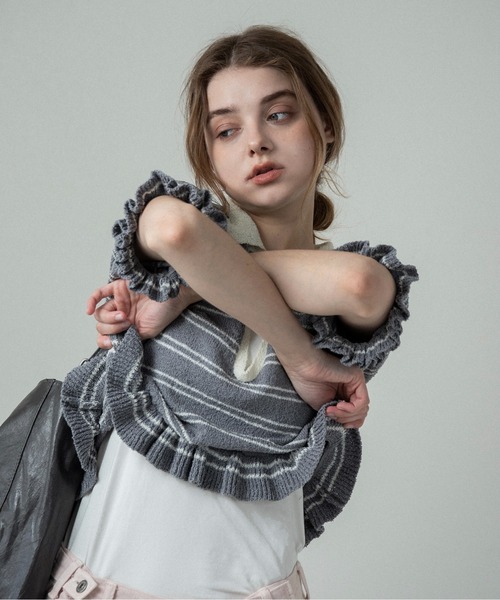 lawgy(ラウジー)の「u neck frill border knit tops / uネックフリルボーダーニットトップス(ニット/セーター・レディース・ホワイト/ブルー系/グレー・FREE)」の15枚目の写真