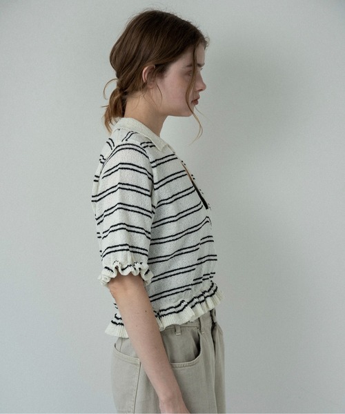lawgy(ラウジー)の「u neck frill border knit tops / uネックフリルボーダーニットトップス(ニット/セーター・レディース・ホワイト/ブルー系/グレー・FREE)」の8枚目の写真