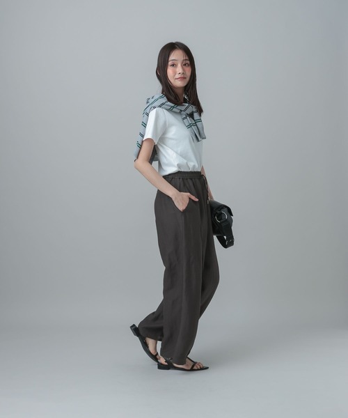GLOBAL WORK(グローバルワーク)の「MATINEE LINE/ラミーワイドストレートパンツ/678467(その他パンツ・レディース・ベージュ/レオパード/ブラック・LARGE/MEDIUM)」の5枚目の写真