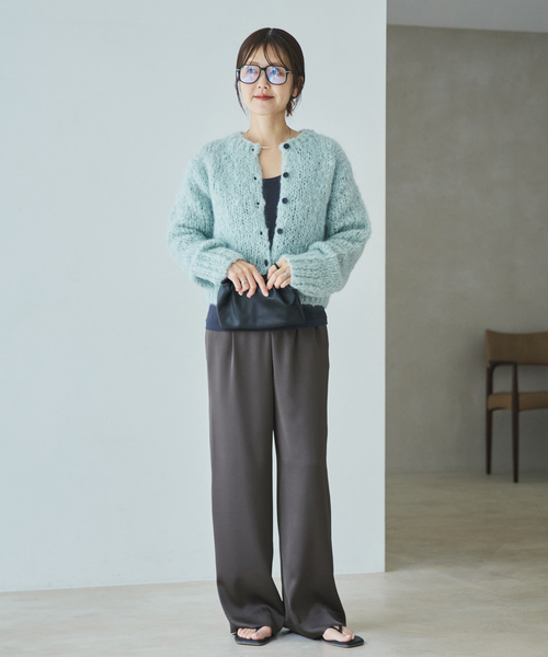 plage(プラージュ)の「dull satin straight パンツ(その他パンツ・レディース・タン/チャコールグレー/ブラック・34/38/36/32)」の7枚目の写真