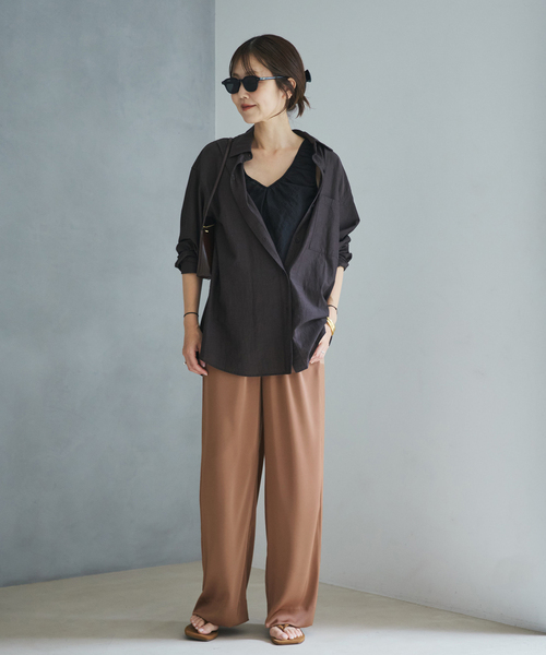 plage(プラージュ)の「dull satin straight パンツ(その他パンツ・レディース・タン/チャコールグレー/ブラック・34/38/36/32)」の9枚目の写真