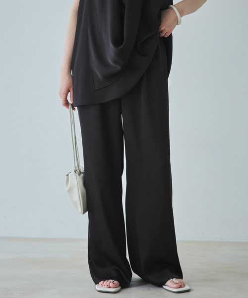 plage(プラージュ)の「dull satin straight パンツ(その他パンツ・レディース・タン/チャコールグレー/ブラック・34/38/36/32)」の13枚目の写真