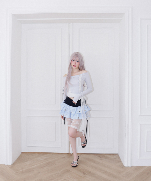 CHERRYQUIRI(チェリーキュリー)の「soft punk eyelet skirt - blue(スカート・レディース・その他・FREE)」の4枚目の写真