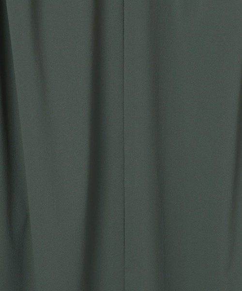 HEREIAM(ヘレイアム)の「【HEREIAM】ハイストレッチタックワンピース(ワンピース・レディース・ブラック/モスグリーン・MEDIUM/SMALL)」の6枚目の写真