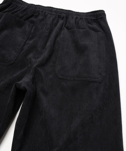 CULLNI(クルニ)の「Wide Wale Corduroy Drawstring Wide Pants(スラックス・メンズ・ブラウン/ブラック/ブルー・1/2)」の16枚目の写真