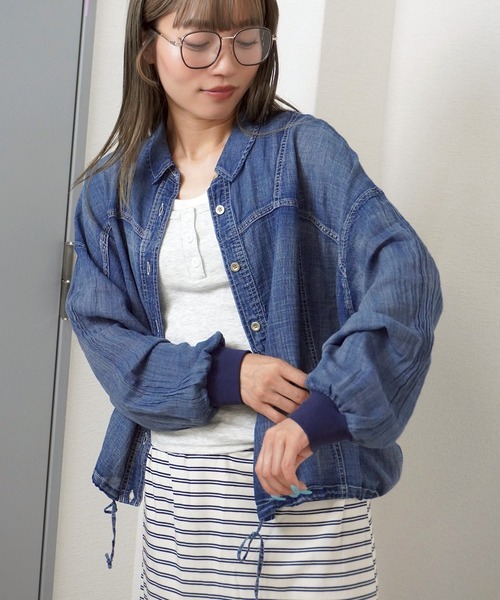 gossara(ゴサラ)の「【デニムをもっと軽やかに】シアーデニムシャツブルゾン(ブルゾン・レディース・ブルー系その他/ブラック/ブルー・FREE)」の1枚目の写真