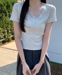 Vネックレーストリム半袖Tシャツ