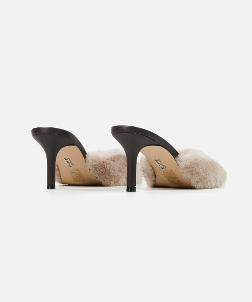 STEVE MADDEN(スティーブマデン)の「ポインテッドトゥファーミュール/S.MADDEN ALEXI-F-XA(パンプス・レディース・タン・24.5cm/24.0cm/23.5-24/23.5cm/23.0cm/22.5cm)」の6枚目の写真
