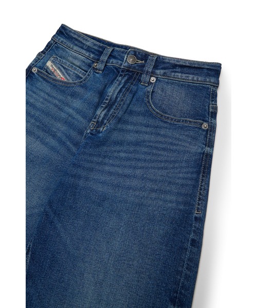 DIESEL(ディーゼル)の「キッズ デニムパンツ D-DEVON-J(デニムパンツ・キッズ・インディゴブルー・12Y/10Y/14Y/4Y/6Y)」の3枚目の写真