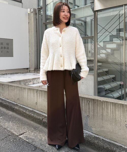 Omekashi(オメカシ)の「【YASUE・IWASAKI企画】ブークレペプラムニットカーディガン(カーディガン/ボレロ・レディース・ベージュ/ブラック/グレー/オフホワイト・FREE)」の10枚目の写真
