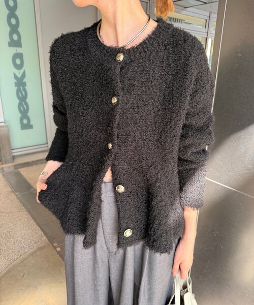 Omekashi(オメカシ)の「【YASUE・IWASAKI企画】ブークレペプラムニットカーディガン(カーディガン/ボレロ・レディース・ベージュ/ブラック/グレー/オフホワイト・FREE)」の13枚目の写真