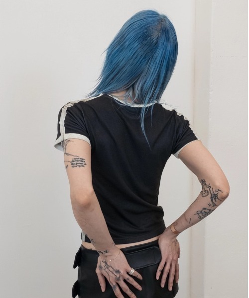 L.H.P(エルエイチピー)の「DOGMA EHKS/ドグマエークス/CROSS CROP SHORT SLEEVE(Tシャツ/カットソー・レディース・ブラック/グレー・F)」の10枚目の写真