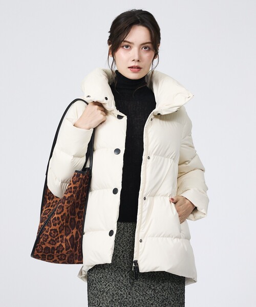 Pyrenex（ピレネックス）の「【PYRENEX/ピレネックス】ELAURA2/エローラ2/HWAA025/ダウンジャケット（ダウンジャケット/コート・レディース・ブラック/スミクロ/アイボリー/ベージュ・40/38/42/36）」の14枚目の写真