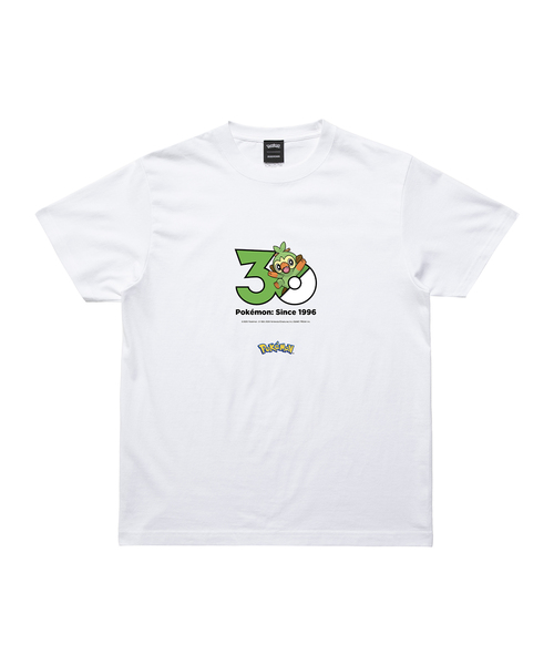 ZOZOSPOT(ゾゾスポット)の「Pokemon 30th Anniversary 1025 T-shirt 「サルノリ」(Tシャツ/カットソー・レディース・ホワイト・SMALL/MEDIUM/LARGE/X-LARGE/XX-LARGE/XXX-LARGE/110cm/100cm/120cm/130cm/140cm/150cm/160cm)」の1枚目の写真