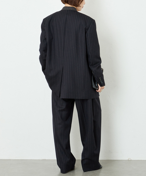 journal standard L'essage(ジャーナルスタンダードレサージュ)の「Wサキソニー2タックワイドパンツ(スラックス・レディース・ネイビー/ベージュ・38/36)」の15枚目の写真