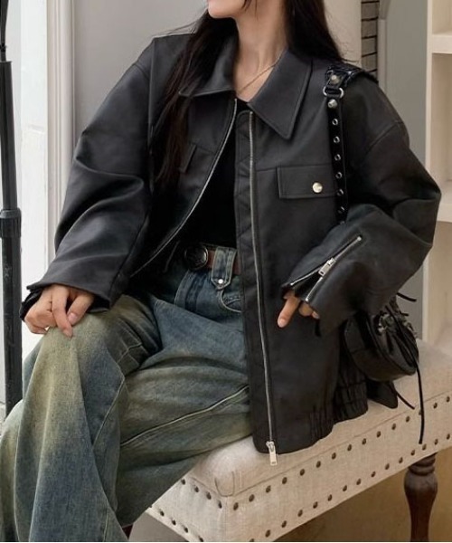 ＆soiree（アンドソワレ）の「フェイクレザージップブルゾン（ブルゾン・レディース・ブラウン/ブラック・X-LARGE/MEDIUM/SMALL/LARGE）」の2枚目の写真