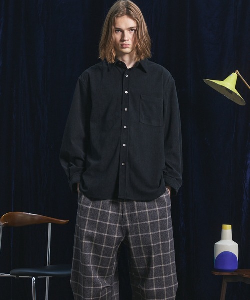 MAISON SPECIAL（メゾンスペシャル）の「《UNISEX》11Waleコーデュロイプライムオーバーレギュラーカラーシャツ/11Wale Corduroy Prime-Over Regular Collar Shirt【MAISON SPECIAL/メゾンスペシャル】（シャツ/ブラウス・メンズ・ブラック/ピンク/ブラウン/グレイッシュベージュ・0/1/2）」の21枚目の写真
