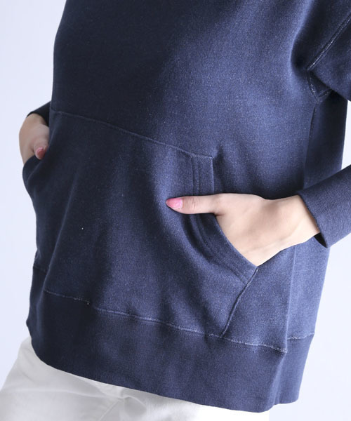 Denime（ドゥニーム）の「INDIGOLIKE SWEAT PARKA/インディゴライクスウェットパーカー（パーカー・レディース・ネイビー/ブルー・FREE）」の9枚目の写真