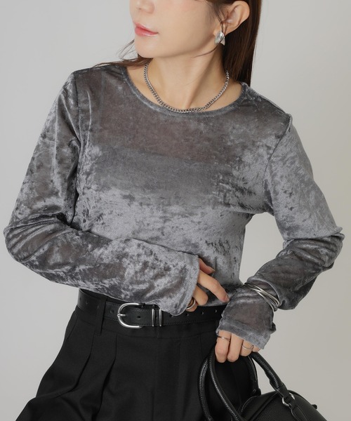Riberry(リベリー)の「シアーベロア袖ギャザートップス(Tシャツ/カットソー・レディース・ブラック/グレー/ブラウン・MEDIUM)」の1枚目の写真
