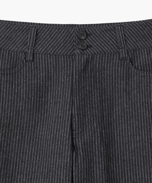 MILLO WOMEN（ミロウーマン）の「ストライプフレアパンツ[ブラック]（その他パンツ・レディース・その他・SMALL/MEDIUM）」の4枚目の写真