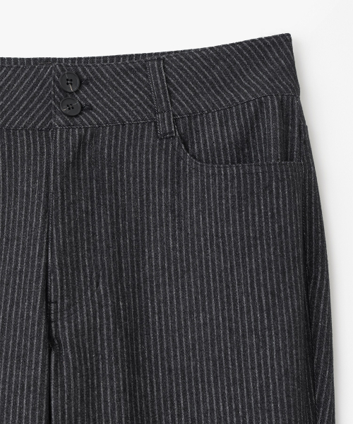 MILLO WOMEN（ミロウーマン）の「ストライプフレアパンツ[ブラック]（その他パンツ・レディース・その他・SMALL/MEDIUM）」の5枚目の写真