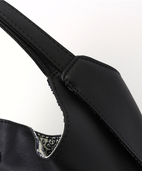 LBC(エルビーシー)の「リバーシブルトート(トートバッグ・レディース・ブラック/グレー/ベージュ・ONE SIZE)」の5枚目の写真