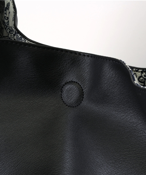 LBC(エルビーシー)の「リバーシブルトート(トートバッグ・レディース・ブラック/グレー/ベージュ・ONE SIZE)」の8枚目の写真