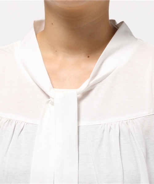 BLUE LABEL CRESTBRIDGE（ブルーレーベルクレストブリッジ）の「ボウタイ付き　プルオーバー（Tシャツ/カットソー・レディース・ネイビー/オフホワイト/チャコールグレー/ピンク・38）」の8枚目の写真