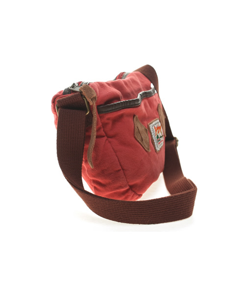 BEAMS BOY(ビームスボーイ)の「BEAMS BOY / ウォッシュキャンバス ミニショルダー(ショルダーバッグ・レディース・ライトブラウン/レッド/ネイビー・ONE SIZE)」の7枚目の写真